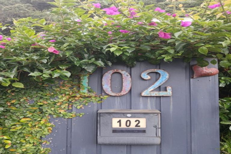 Photo of property in 102 Pohutukawa Avenue, Ohope, 3121