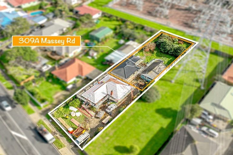 Photo of property in 309 Massey Road, Mangere East, Auckland, 2024
