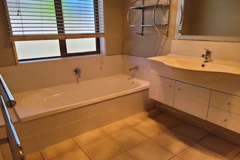 Photo of property in 7 Eaglesome Avenue, Aidanfield, Christchurch, 8025