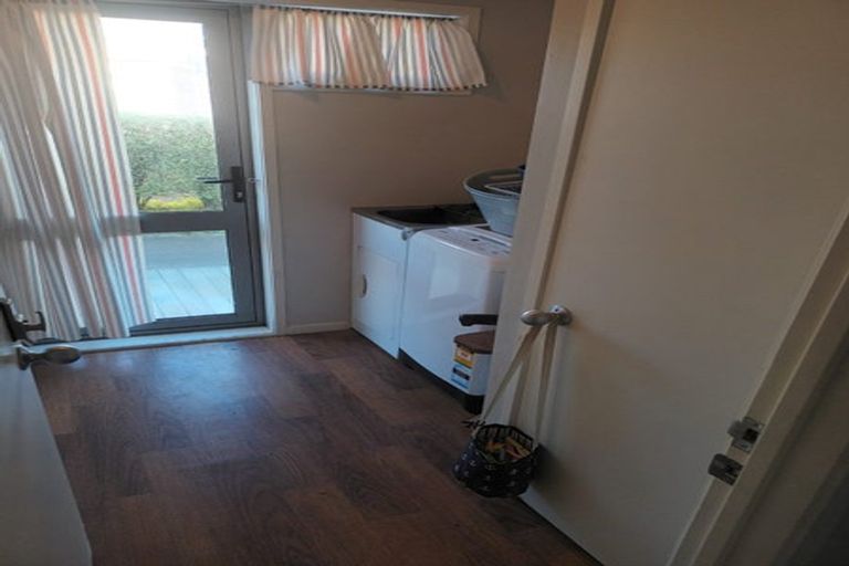 Photo of property in 3 Gazelle Avenue, Beach Haven, Auckland, 0626