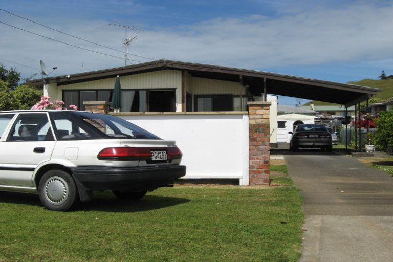 Photo of property in 114 Coronation Road, Mangere Bridge, Auckland, 2022
