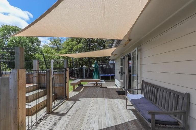 Photo of property in 14 Luke Place, Fairy Springs, Rotorua, 3015