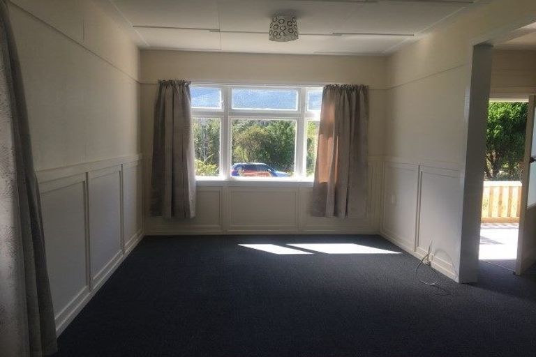 Photo of property in 30 Oxford Street, Taylorville, Greymouth, 7805