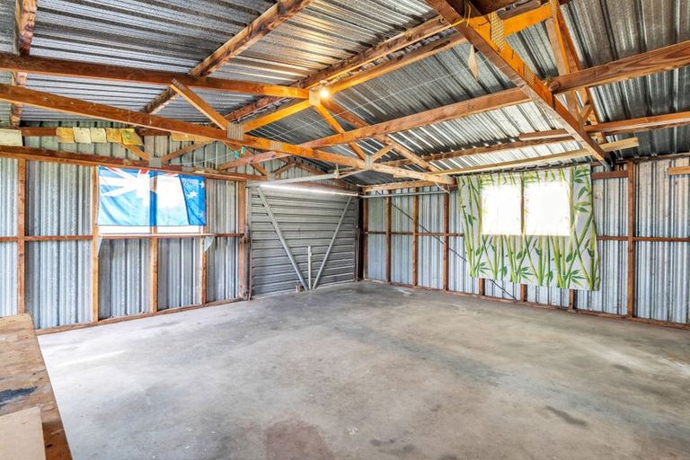 Photo of property in 223 Puriri Street, Castlecliff, Whanganui, 4501