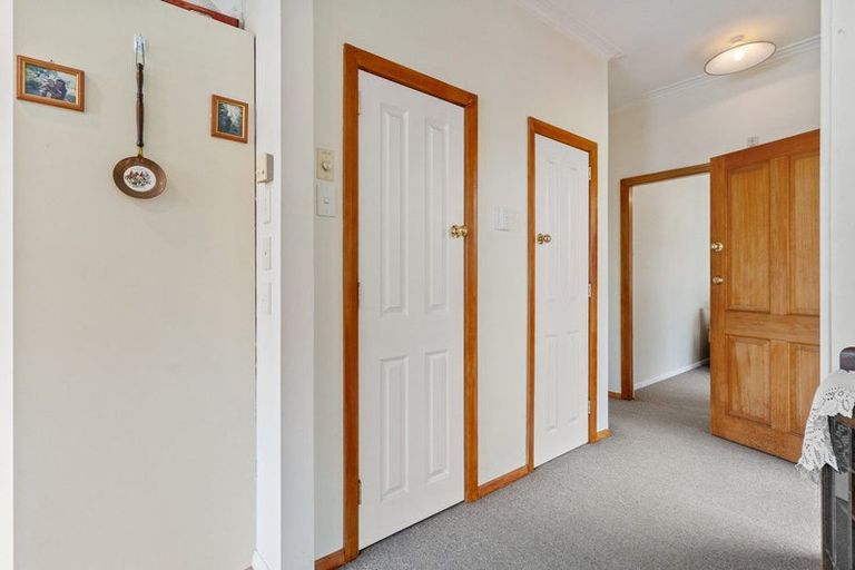 Photo of property in 59 Kent Street, Carterton, 5713