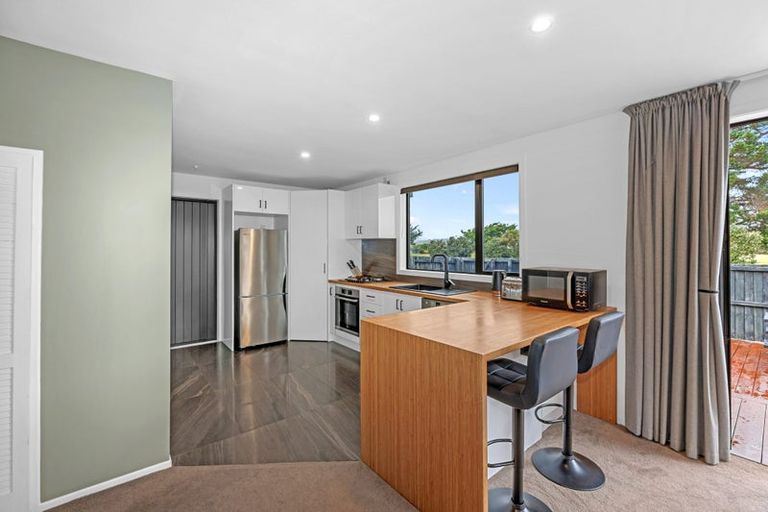 Photo of property in 1/84 Queenspark Drive, Parklands, Christchurch, 8083