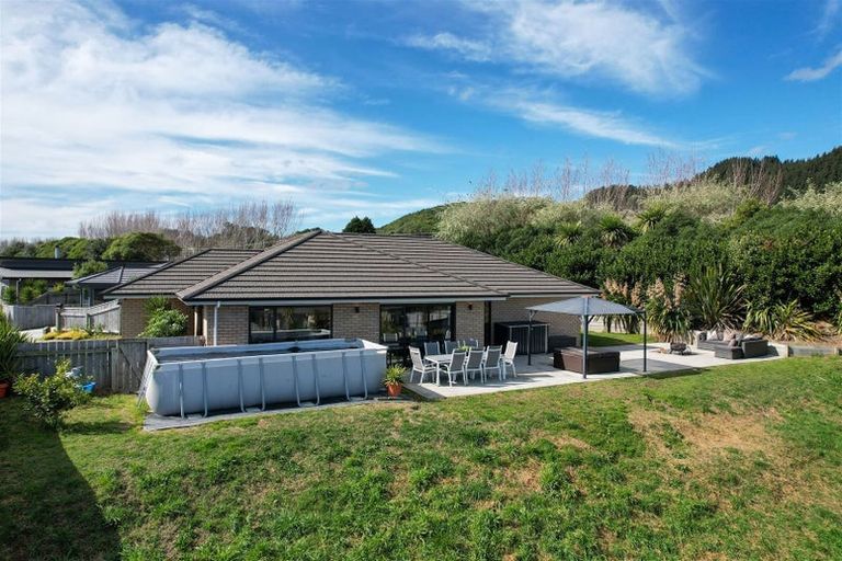 Photo of property in 10 Aqua Way, Paraparaumu, 5032