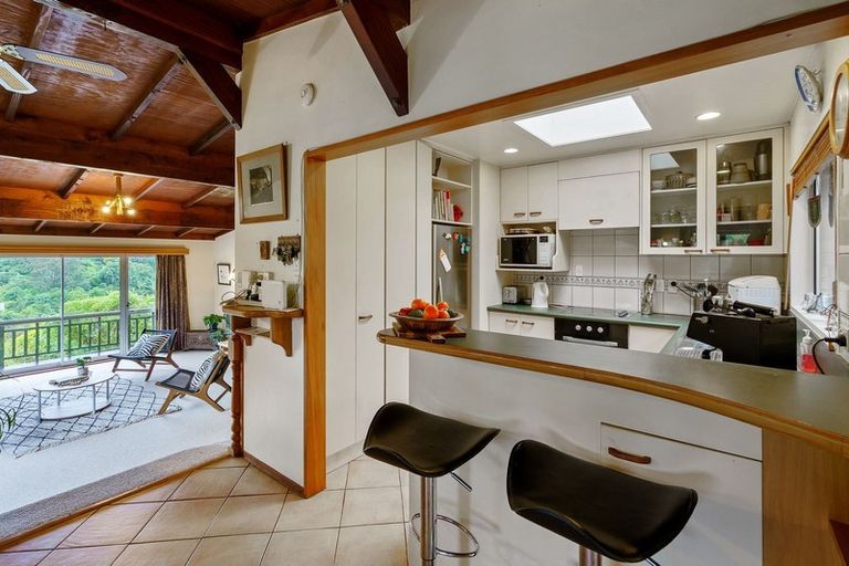 Photo of property in 134 Miromiro Road, Normandale, Lower Hutt, 5010