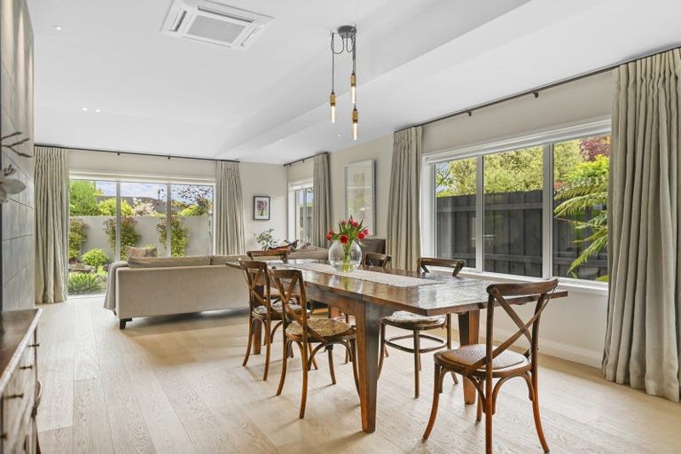 Photo of property in 8 Chevron Place, Ilam, Christchurch, 8041