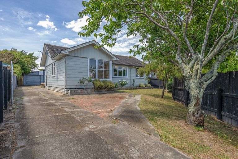 Photo of property in 3 Heath Place, Awapuni, Palmerston North, 4412