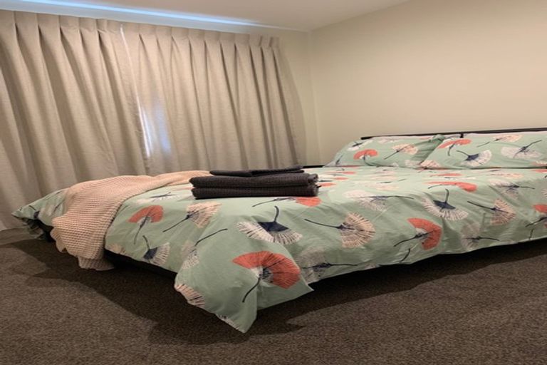 Photo of property in 117 Withells Road, Avonhead, Christchurch, 8042