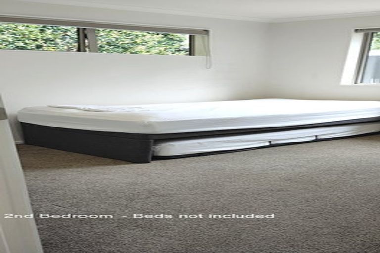 Photo of property in 47 Isobel Road, Greenhithe, Auckland, 0632