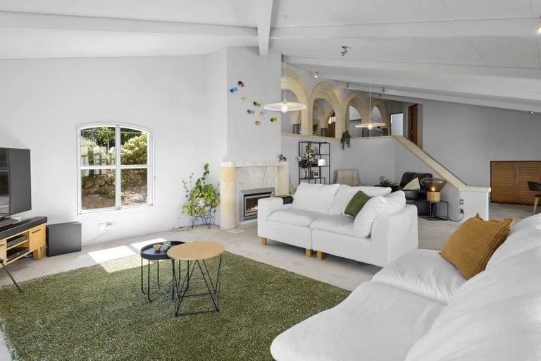 Photo of property in 1 Halcyon Way, Cashmere, Christchurch, 8022