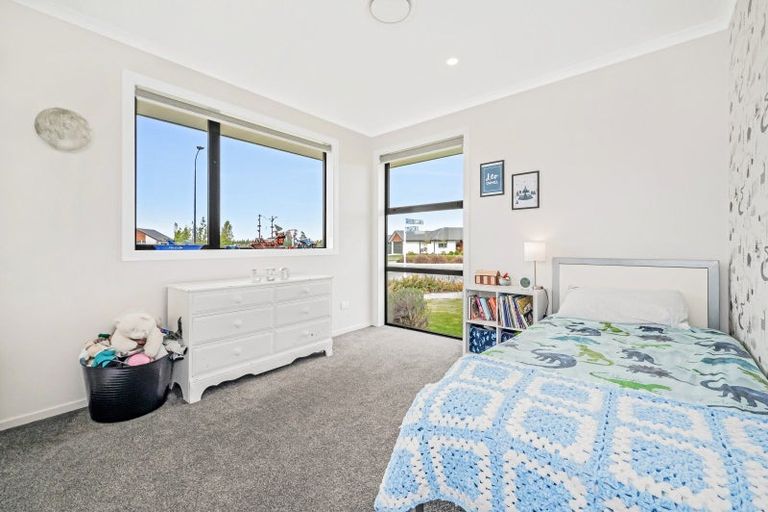 Photo of property in 19 Raptor Street, Rolleston, 7615