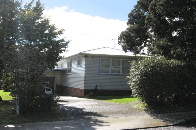 Photo of property in 15 Butler Place, Te Kamo, Whangarei, 0112