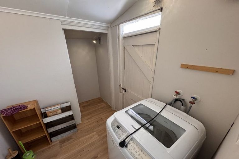 Photo of property in 19 Holloway Road, Aro Valley, Wellington, 6021