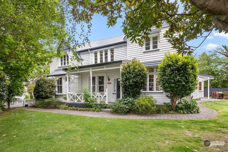 Photo of property in The Glebe, 1 Fry Street, Boulcott, Lower Hutt, 5010