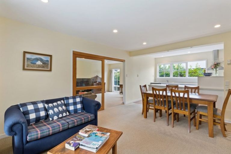 Photo of property in 6 Hanover Place, Ilam, Christchurch, 8041
