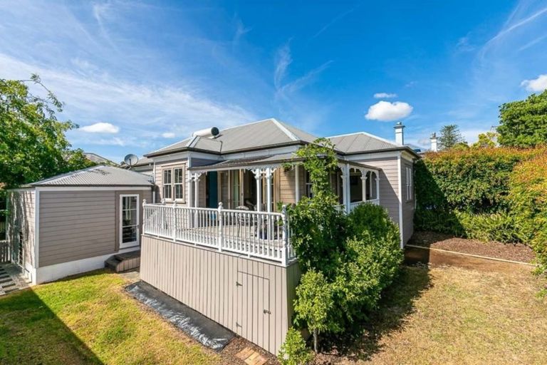 Photo of property in 5/2 Georgia Terrace, Albany, Auckland, 0632