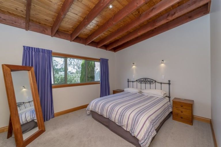 Photo of property in 3 Grey Street, Martinborough, 5711