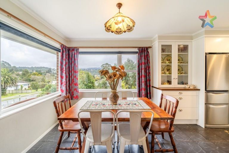 Photo of property in 81 Horoeka Street, Stokes Valley, Lower Hutt, 5019