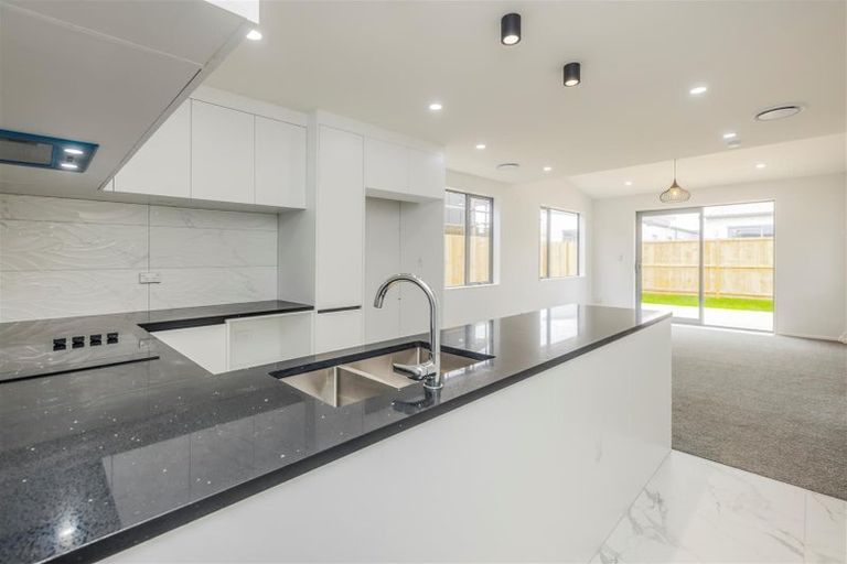 Photo of property in 22 Fredrick Hanson Road, Papakura, 2110