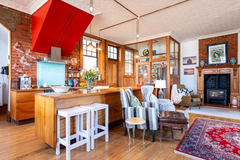 Photo of property in 247 Ravensbourne Road, Ravensbourne, Dunedin, 9022