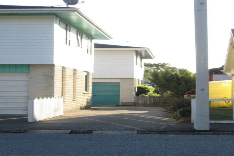 Photo of property in 1/54 Oroua Street, Eastbourne, Lower Hutt, 5013
