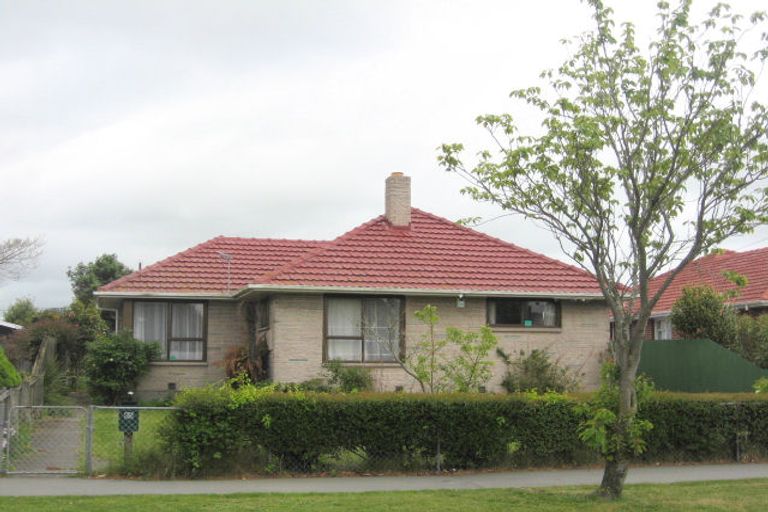 Photo of property in 65 Liverton Crescent, Bishopdale, Christchurch, 8053