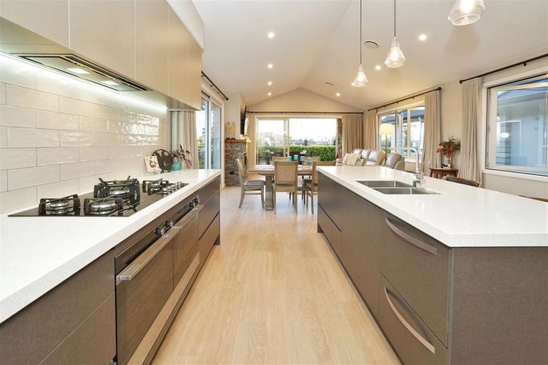 Photo of property in 6 Platina Place, Flagstaff, Hamilton, 3210