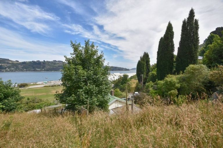 Photo of property in 1 Ocean View Road, Ravensbourne, Dunedin, 9022