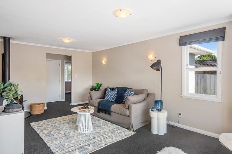 Photo of property in 16 Anthony Grove, Paraparaumu Beach, Paraparaumu, 5032