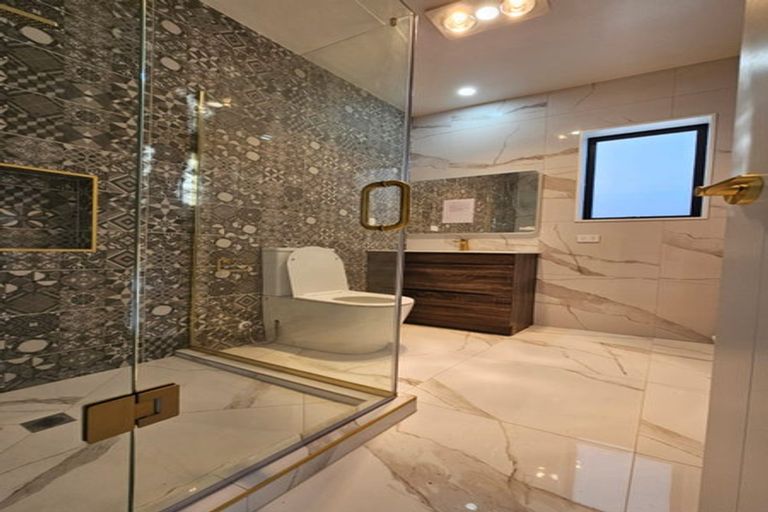 Photo of property in 6 Ritetai Street, Clarks Beach, 2122