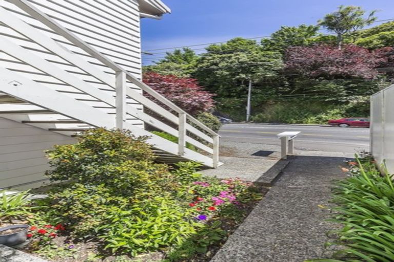 Photo of property in 3/147 Glenmore Street, Kelburn, Wellington, 6012