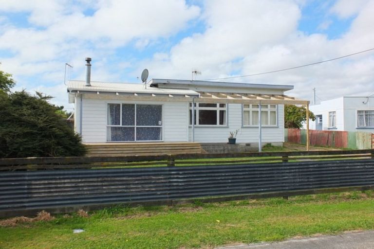 Photo of property in 15 Seabury Avenue, Foxton Beach, Foxton, 4815