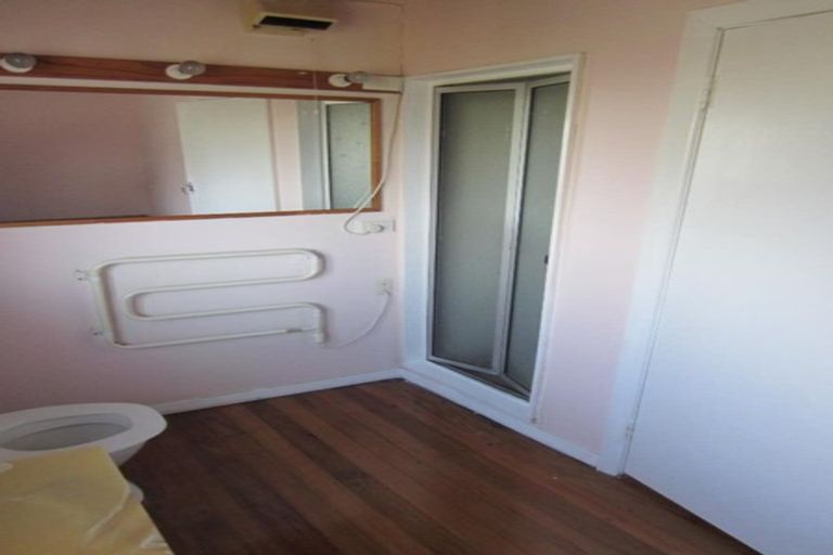 Photo of property in 3 Frederick Street, Tawa, Wellington, 5028