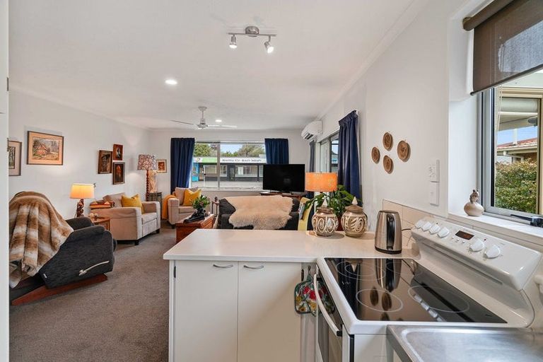 Photo of property in 4 Lillian Street, Halswell, Christchurch, 8025