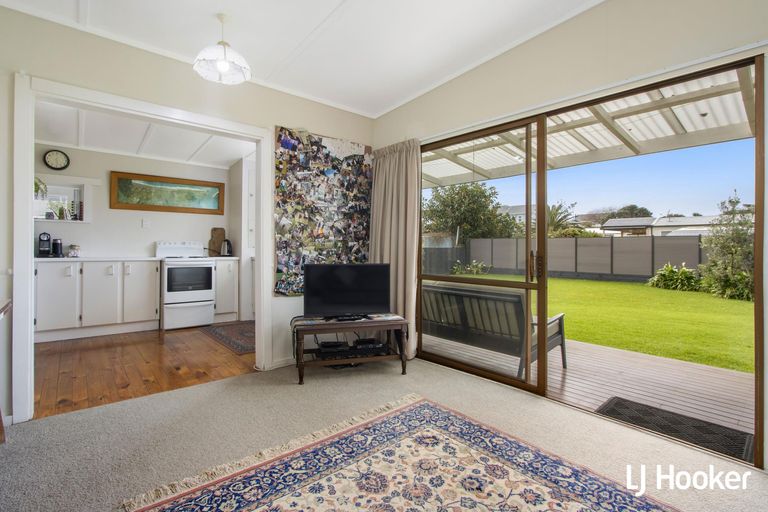 Photo of property in 10 Leo Street, Waihi Beach, 3611