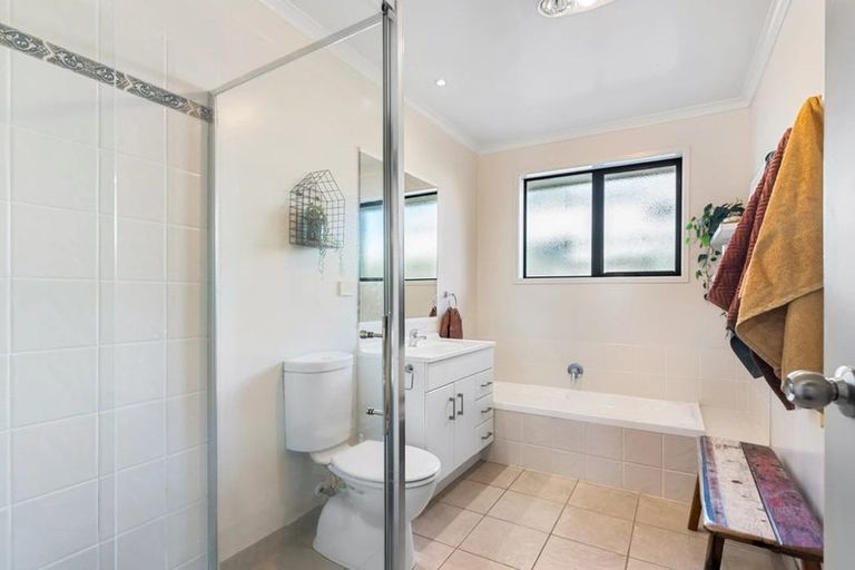 Photo of property in 18 Oriental Parade, Papamoa Beach, Papamoa, 3118