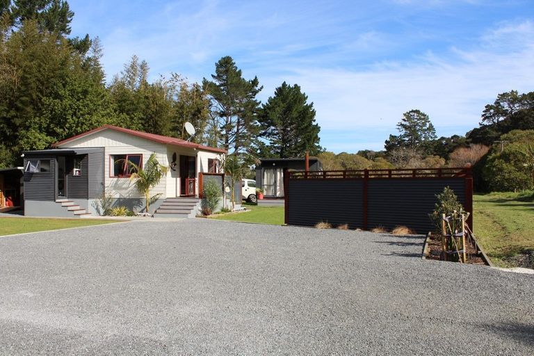 Photo of property in 479 Albert Street, Coromandel, 3506