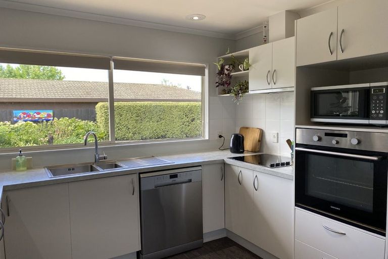 Photo of property in 1/28 Lakings Road, Springlands, Blenheim, 7201