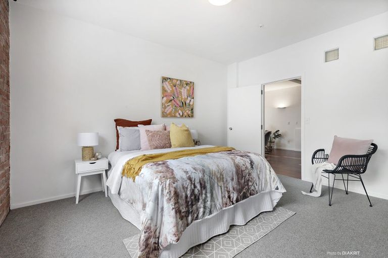 Photo of property in Bond Store Apartments, 8f Egmont Street, Te Aro, Wellington, 6011