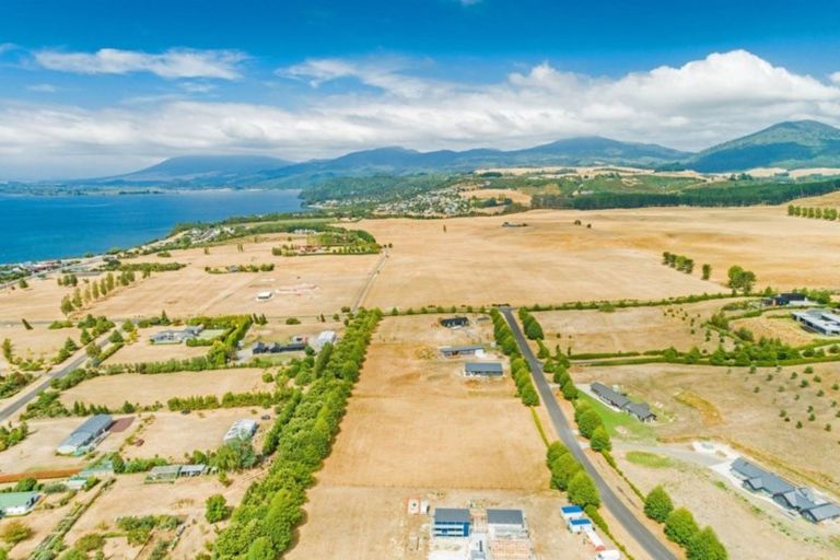 Photo of property in 10 Rangitukua Drive, Kuratau, Turangi, 3381