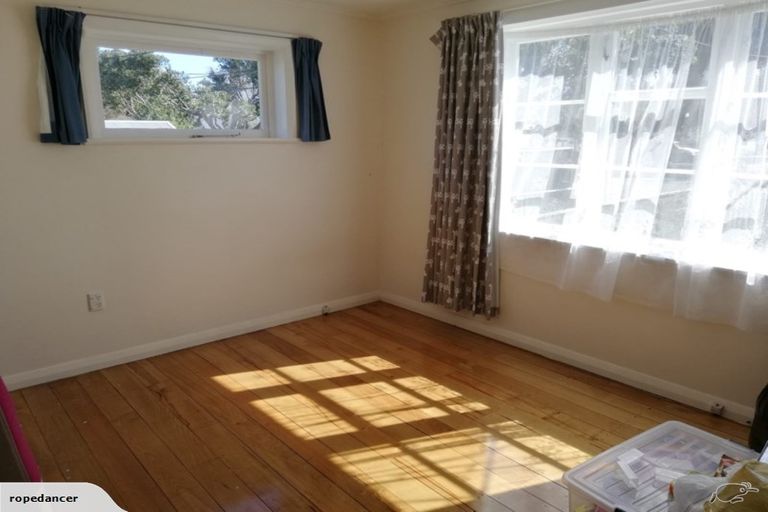Photo of property in 15 Godley Street, Waterloo, Lower Hutt, 5011