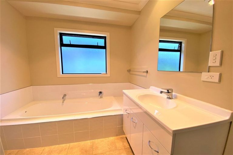 Photo of property in 295 Raeburne Street, Te Awamutu, 3800