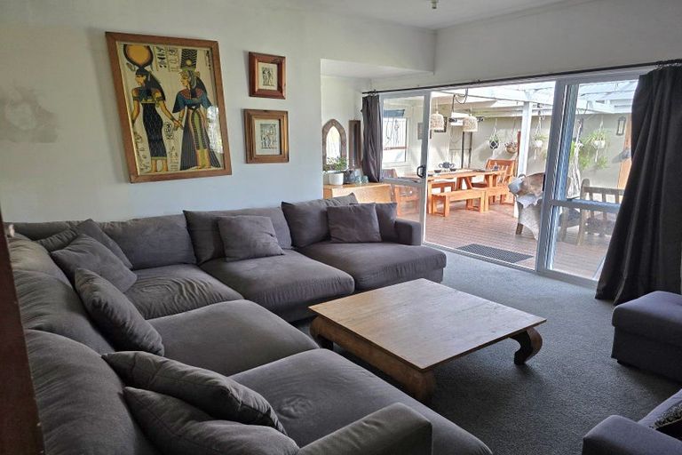 Photo of property in 102 Putiki Drive, Putiki, Whanganui, 4500