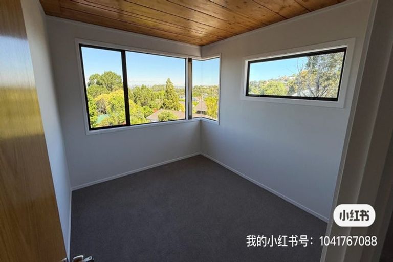 Photo of property in 115 Chelsea View Drive, Chatswood, Auckland, 0626