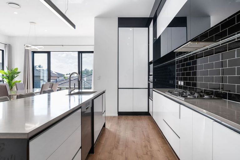 Photo of property in 12 Paiaka Place, Rototuna North, Hamilton, 3210