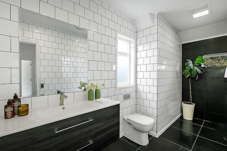 Photo of property in 68 Linwood Avenue, Mount Albert, Auckland, 1025