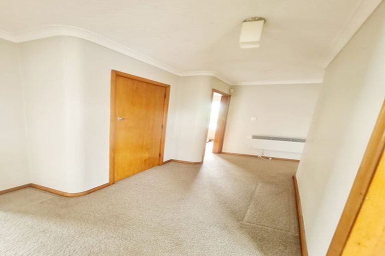 Photo of property in 2a Sutherland Avenue, Silverstream, Upper Hutt, 5019